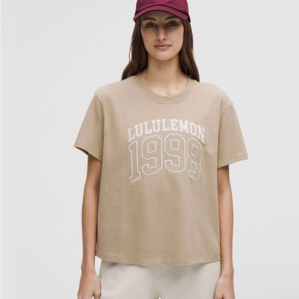 lululemon athletica 1998 Tee
